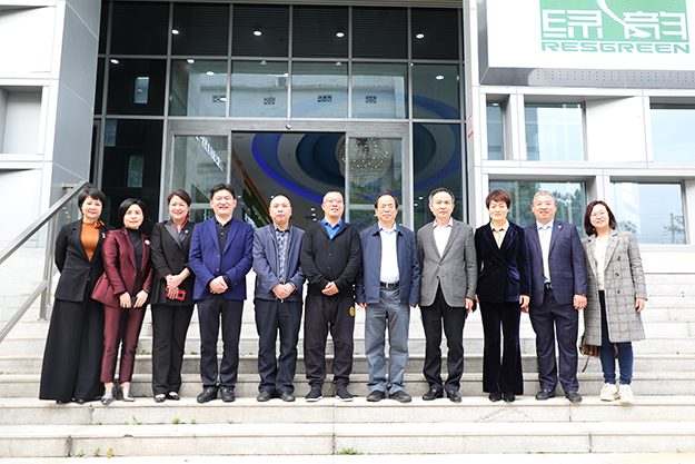 中共長(zhǎng)沙市委常委、統(tǒng)戰(zhàn)部部長(zhǎng)譚小平一行蒞臨綠之韻調(diào)研指導(dǎo)